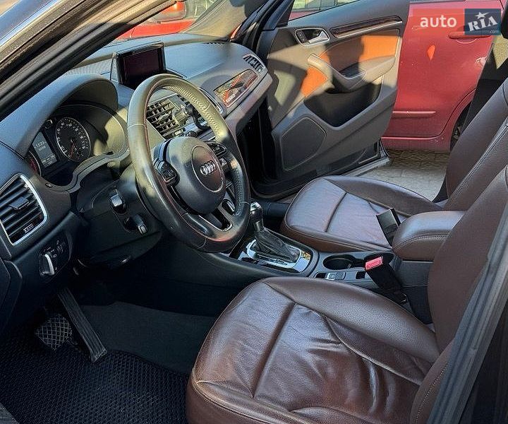 Внедорожник / Кроссовер Audi Q3 2016 в Львове