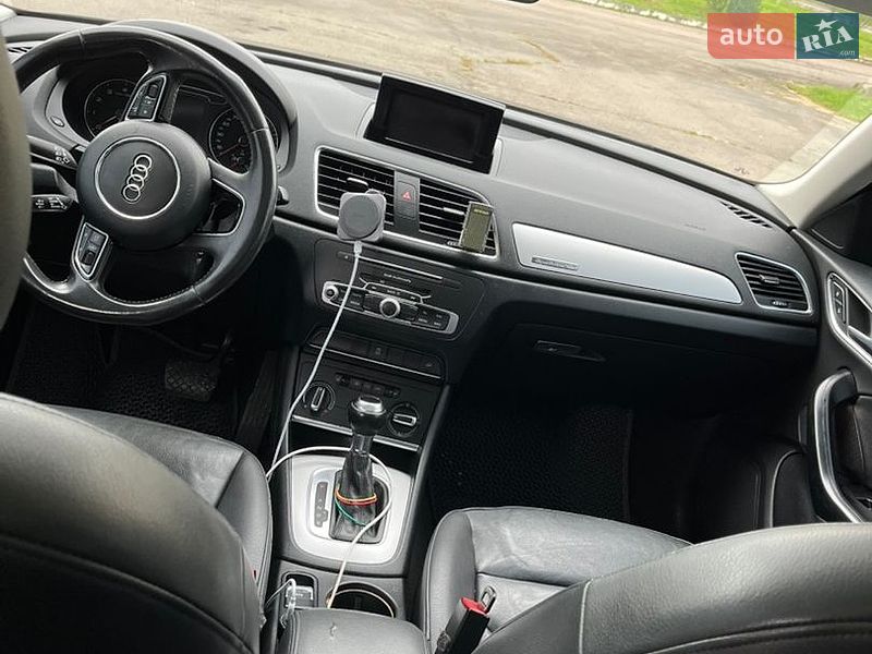 Внедорожник / Кроссовер Audi Q3 2015 в Коломые