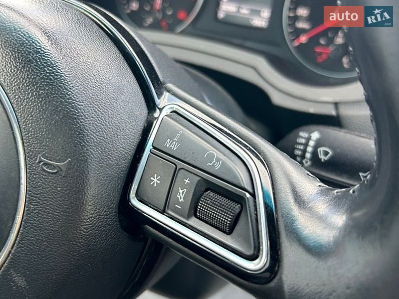 Внедорожник / Кроссовер Audi Q3 2018 в Полтаве