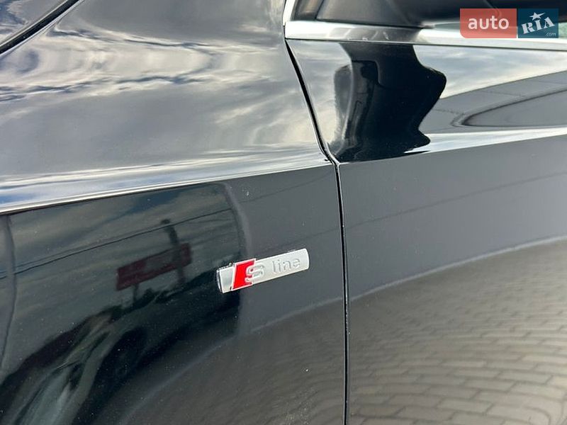 Внедорожник / Кроссовер Audi Q3 2018 в Полтаве