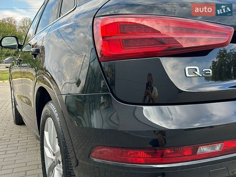 Внедорожник / Кроссовер Audi Q3 2018 в Полтаве