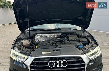 Внедорожник / Кроссовер Audi Q3 2018 в Полтаве