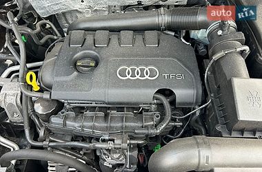 Внедорожник / Кроссовер Audi Q3 2018 в Полтаве