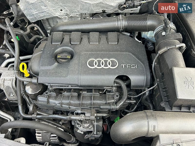 Внедорожник / Кроссовер Audi Q3 2018 в Полтаве