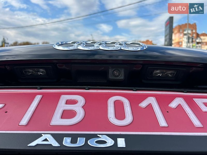 Внедорожник / Кроссовер Audi Q3 2018 в Полтаве