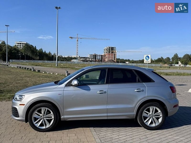 Позашляховик / Кросовер Audi Q3 2018 в Львові