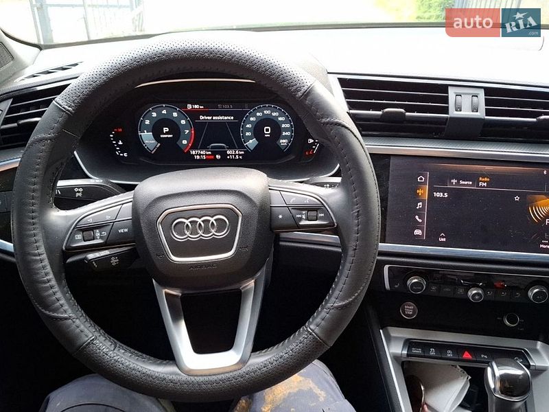 Внедорожник / Кроссовер Audi Q3 2020 в Трускавце