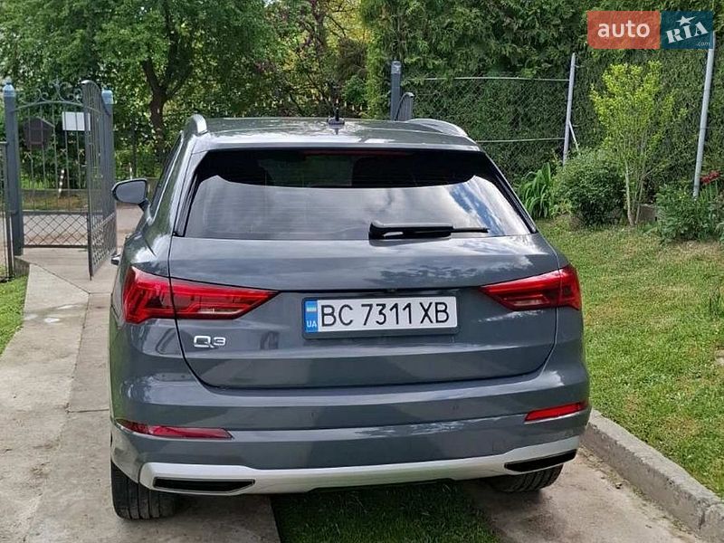 Внедорожник / Кроссовер Audi Q3 2020 в Трускавце