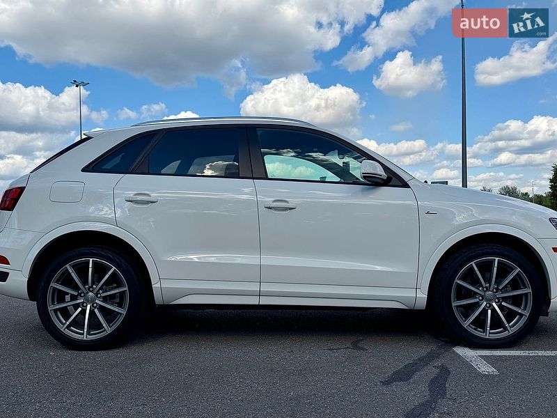 Позашляховик / Кросовер Audi Q3 2018 в Києві