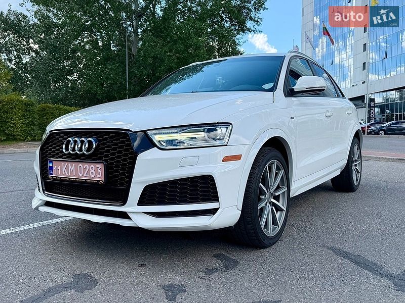 Позашляховик / Кросовер Audi Q3 2018 в Києві