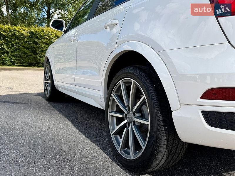 Позашляховик / Кросовер Audi Q3 2018 в Києві