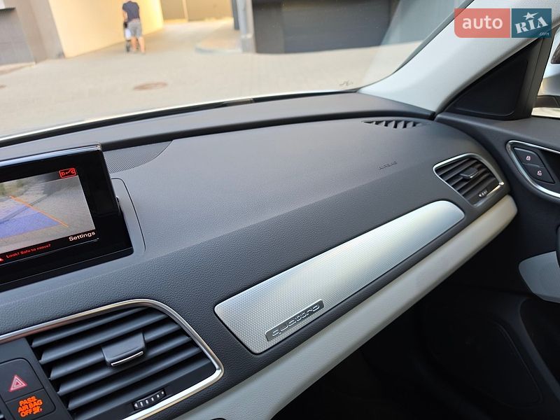 Позашляховик / Кросовер Audi Q3 2015 в Львові