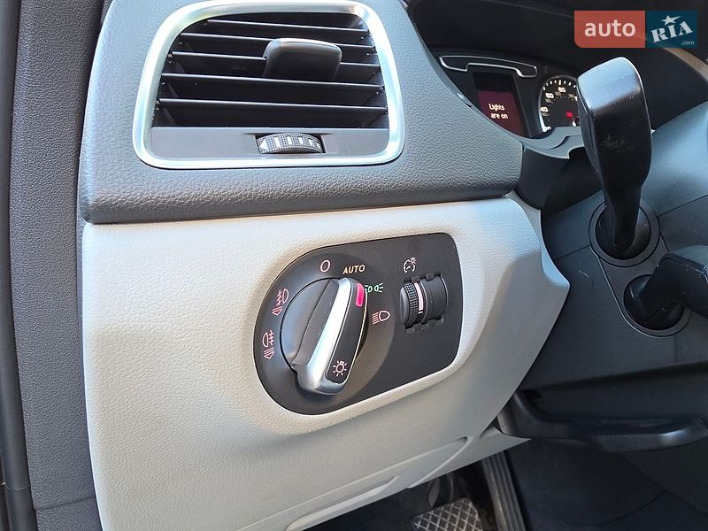 Позашляховик / Кросовер Audi Q3 2015 в Львові