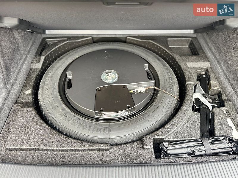 Внедорожник / Кроссовер Audi Q3 2016 в Львове