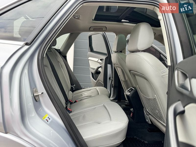 Внедорожник / Кроссовер Audi Q3 2016 в Львове