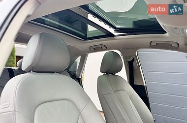 Внедорожник / Кроссовер Audi Q3 2016 в Львове