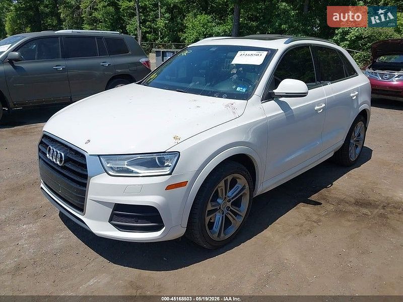 Внедорожник / Кроссовер Audi Q3 2017 в Одессе