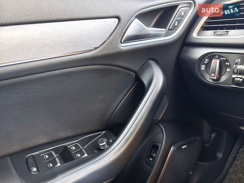 Позашляховик / Кросовер Audi Q3 2014 в Бердичеві