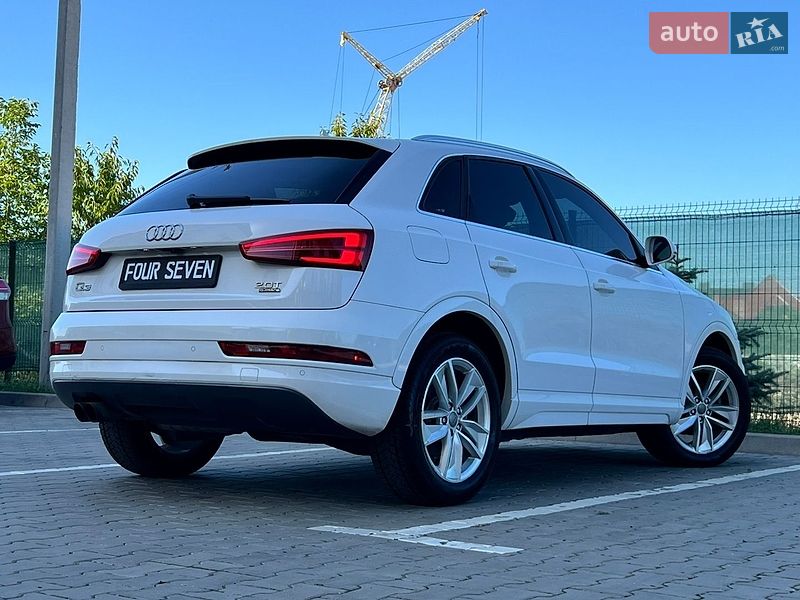 Позашляховик / Кросовер Audi Q3 2016 в Луцьку
