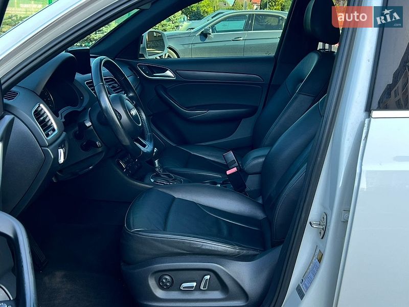 Позашляховик / Кросовер Audi Q3 2016 в Луцьку