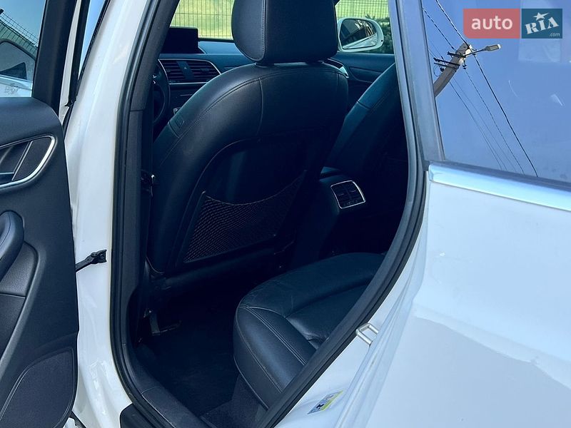 Позашляховик / Кросовер Audi Q3 2016 в Луцьку