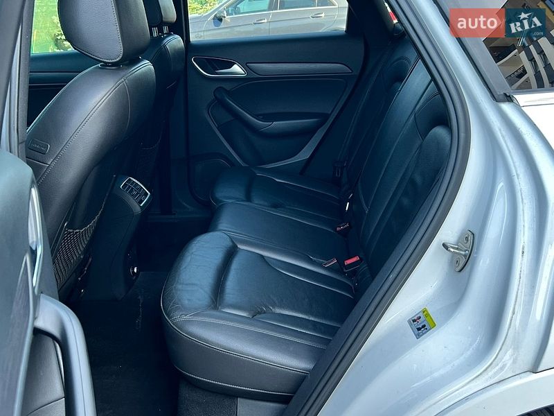 Позашляховик / Кросовер Audi Q3 2016 в Луцьку
