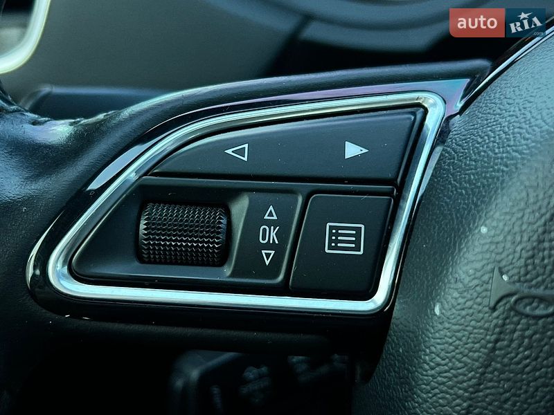 Позашляховик / Кросовер Audi Q3 2016 в Луцьку