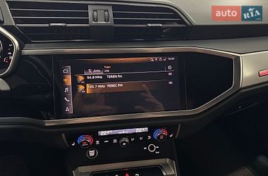 Внедорожник / Кроссовер Audi Q3 2022 в Умани