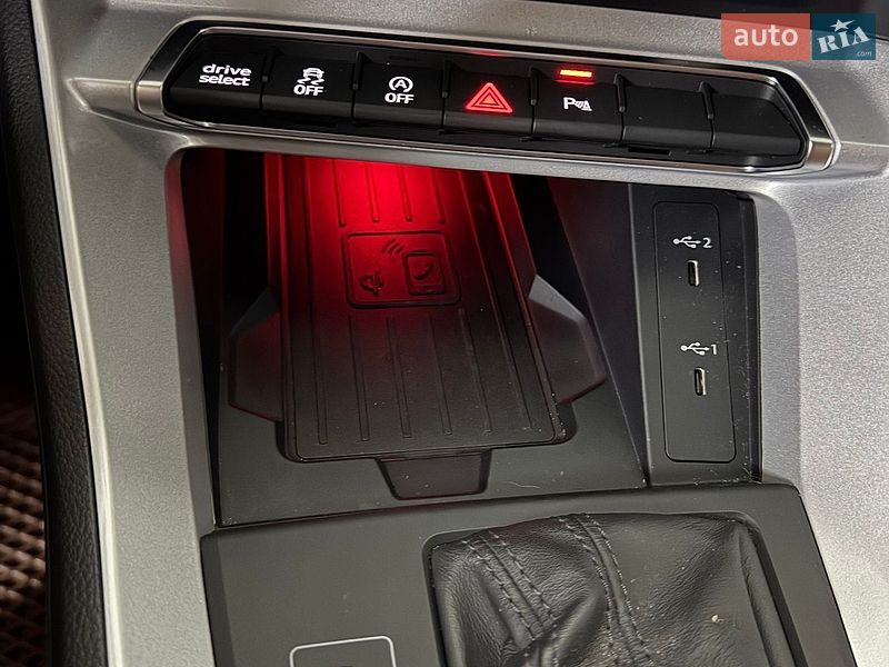 Внедорожник / Кроссовер Audi Q3 2022 в Умани