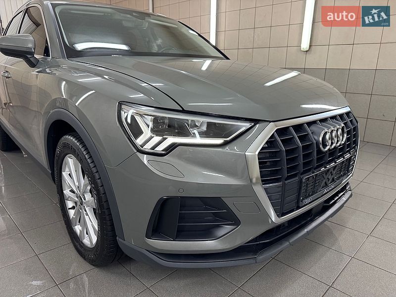 Внедорожник / Кроссовер Audi Q3 2022 в Умани