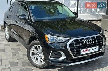 Внедорожник / Кроссовер Audi Q3 2024 в Киеве