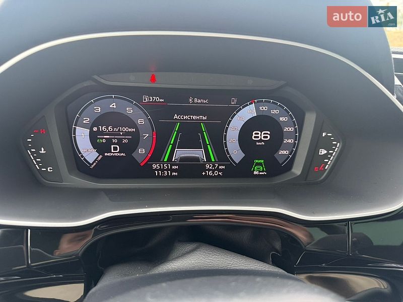 Позашляховик / Кросовер Audi Q3 2021 в Києві фото 36 Позашляховик / Кросовер Audi Q3 2021 в Києві
