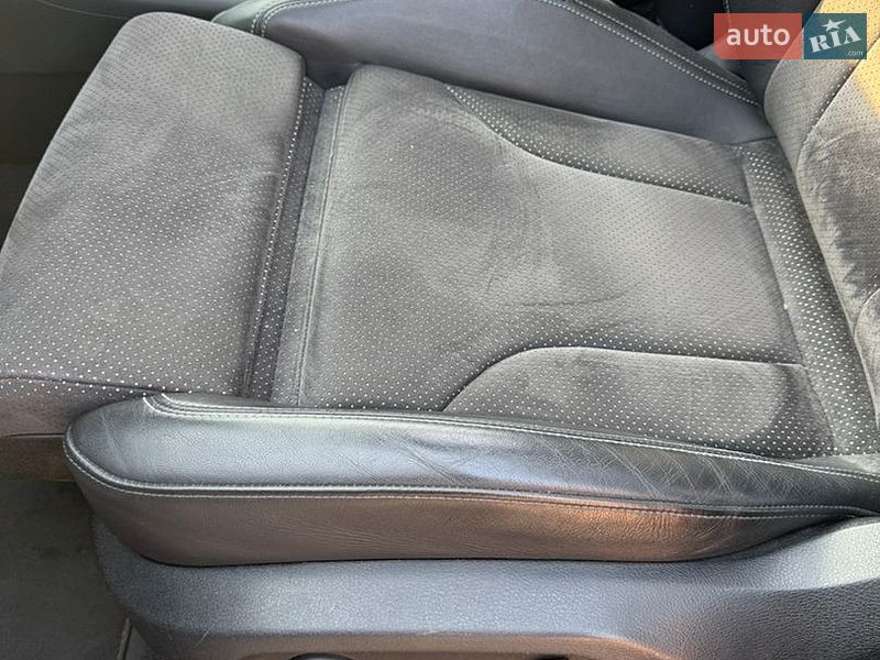 Внедорожник / Кроссовер Audi Q3 2017 в Киеве