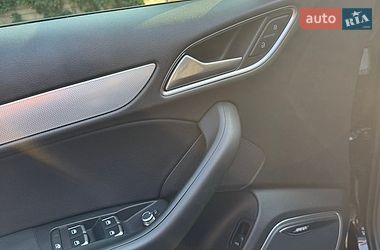 Внедорожник / Кроссовер Audi Q3 2017 в Киеве