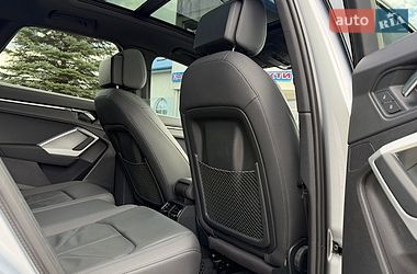 Внедорожник / Кроссовер Audi Q3 2020 в Львове