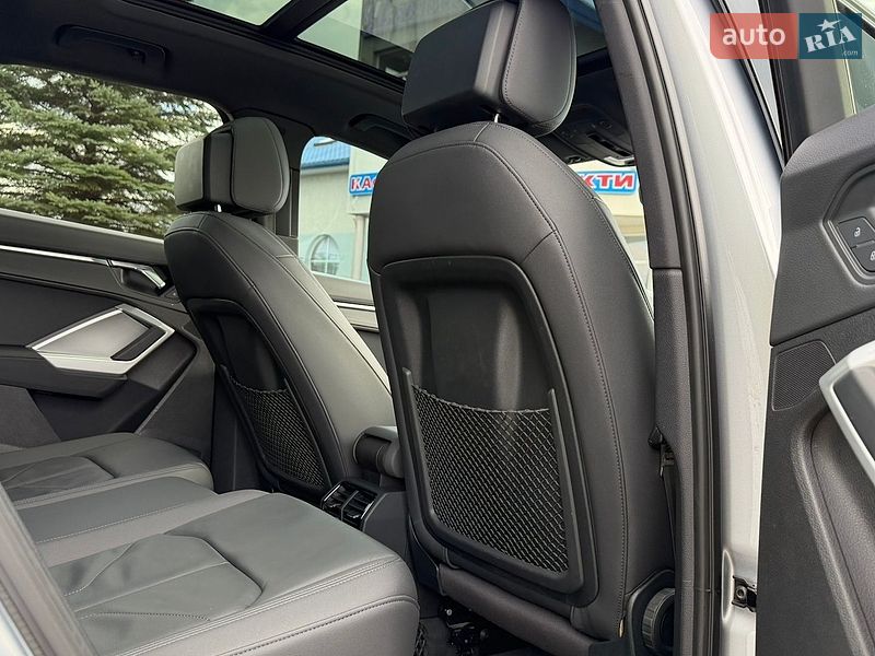 Внедорожник / Кроссовер Audi Q3 2020 в Львове