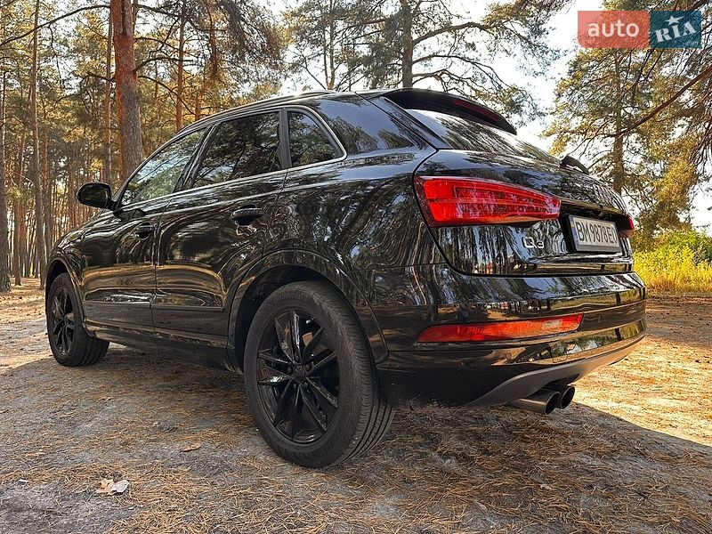 Позашляховик / Кросовер Audi Q3 2017 в Сумах