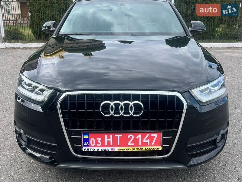 Внедорожник / Кроссовер Audi Q3 2015 в Дубно