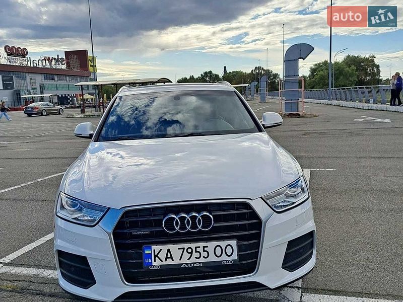 Позашляховик / Кросовер Audi Q3 2017 в Києві