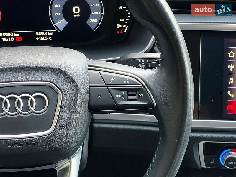 Позашляховик / Кросовер Audi Q3 2022 в Києві