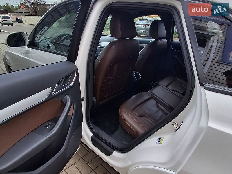 Позашляховик / Кросовер Audi Q3 2017 в Коростені