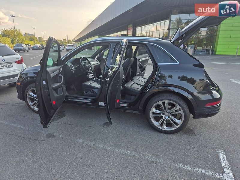 Внедорожник / Кроссовер Audi Q3 2016 в Киеве