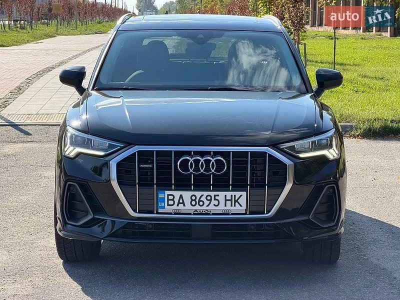 Audi Q3 2021