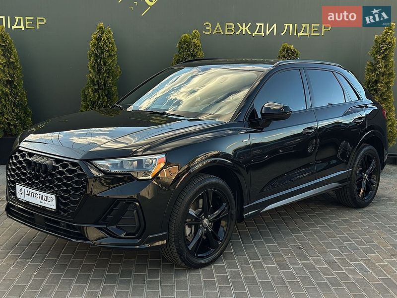 Позашляховик / Кросовер Audi Q3 2019 в Одесі