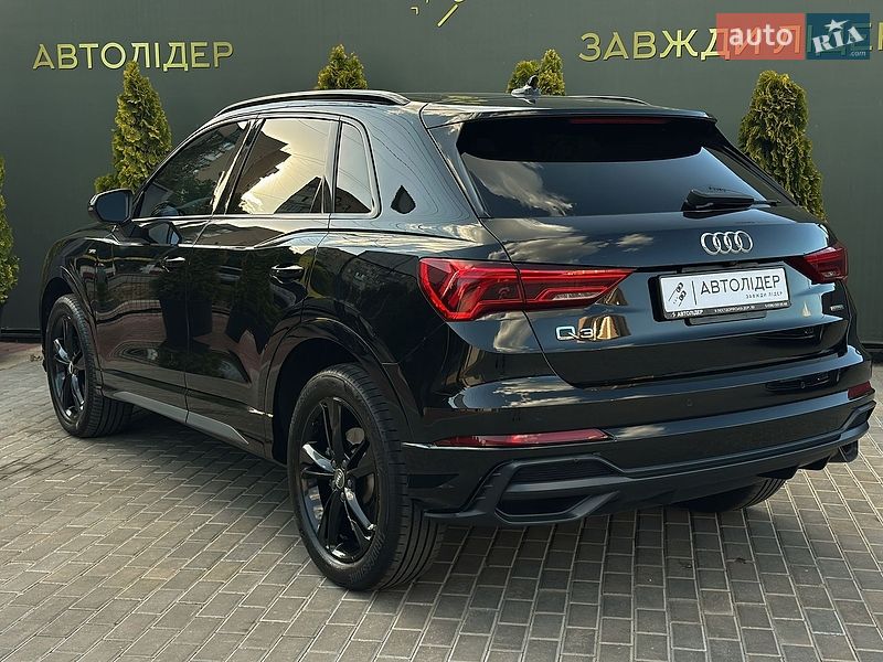 Позашляховик / Кросовер Audi Q3 2019 в Одесі