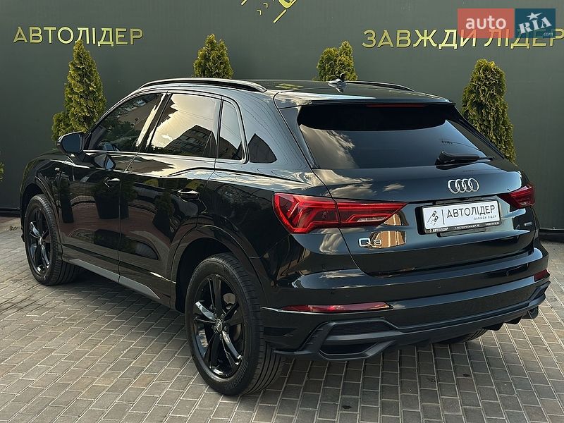 Позашляховик / Кросовер Audi Q3 2019 в Одесі