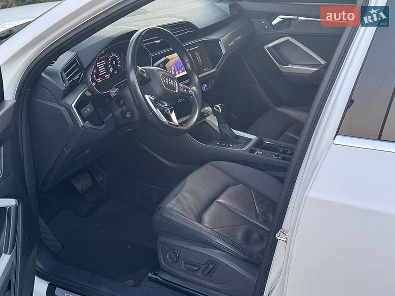 Позашляховик / Кросовер Audi Q3 2023 в Стрию фото 29 Позашляховик / Кросовер Audi Q3 2023 в Стрию