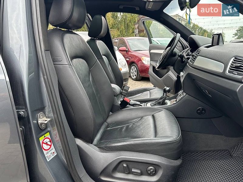 Позашляховик / Кросовер Audi Q3 2015 в Дніпрі