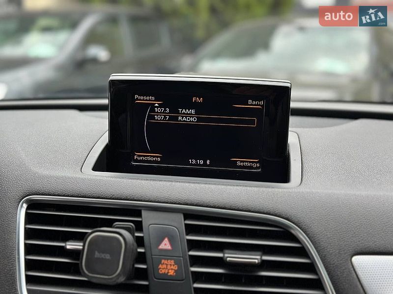 Позашляховик / Кросовер Audi Q3 2015 в Дніпрі