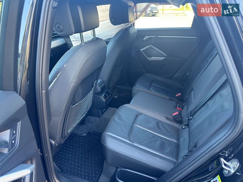 Позашляховик / Кросовер Audi Q3 2020 в Житомирі